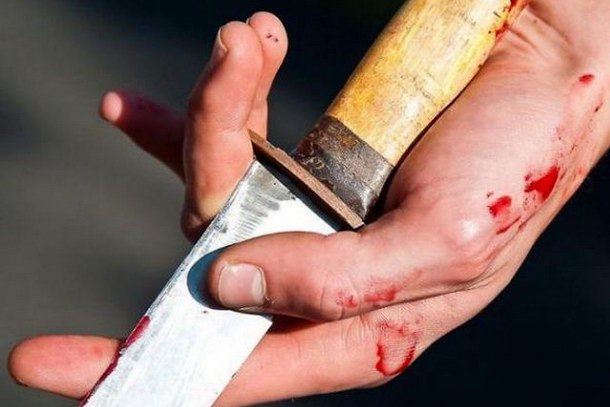 В Таганроге мужчина несколько раз ударил 35-летнего таганрожца ножом